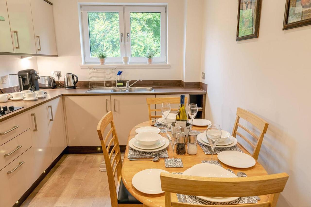 Hedgefield House - Serene Top Floor Flat อินเวอร์เนส ภายนอก รูปภาพ